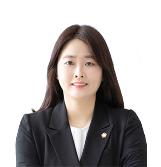 신유진